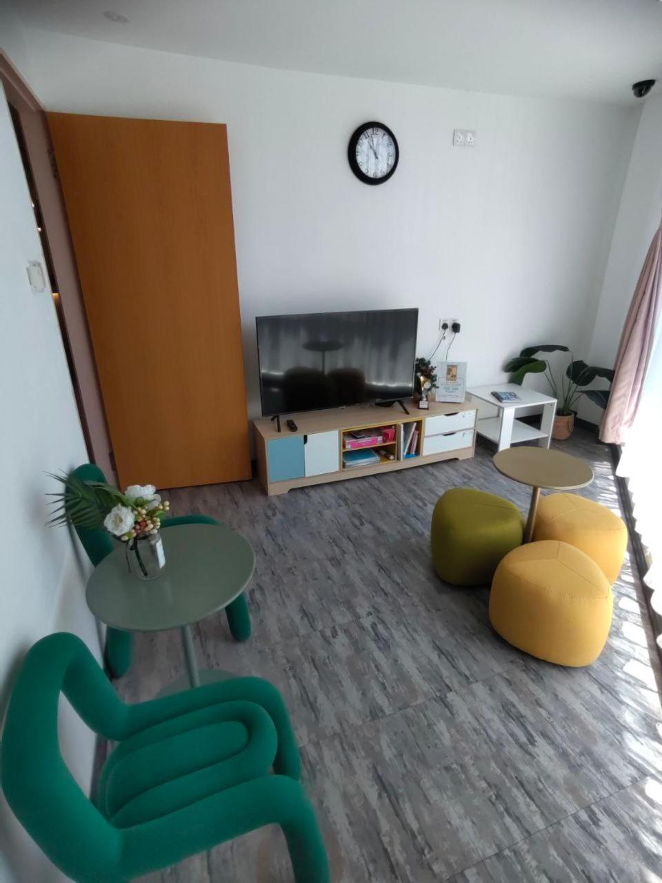 Signel Hostel