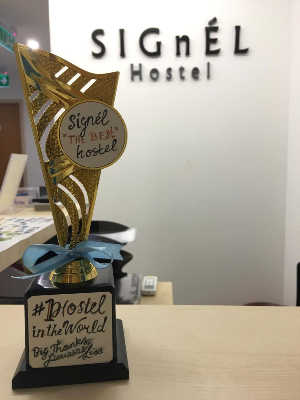 Signel Hostel *